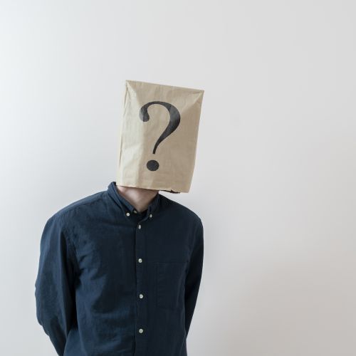 a person with a paper bag on the head with question mark, sign symbol of problem SSUCv3H4sIAAAAAAAACpxTy27jMAy8L9B/CHRuAOvhV3+l2AMty4kQ2TIkOYsiyL9Xki1XSYtdYG/mkBwNyfHt5dfhgDqwkqO3wy1EPpZKLdYZcFJPHi5eN9yIqRcmR66GVkUOiF46bSSoHOzA8fMEo/DgtCgV4HtMIuvALVbY7HUO0xV8TOrU34tZW+nms3Y6VNI9YQSM1snIvKOgYPzwAE7AYISY5SWHOnmyTvNL5Mybuad08ipGMBfhQiZTy8GJkx/vQW/a3vsaH1JiGyZwIPSaYXbpIpaglfy/OteP3/vkJzHxMPrtnqk2QglYd/y+lqLLHyfMGKfYimDppc6mumoOKi47Y5qN5HI6ZW3anaMj9uPpZXLmI1eOlNYzdCrcaPCcIuFnsNaX9wnPF+39p8fsnUm7OMDGinp/iRBiSqqmLJqSthVp27rFKDfWWXqeKCcJXGaloRfh0X3b3wyGK8IK0pSk2rf/6LVUQJOhctulHPvKZQ78IftsxrWmJU3c/ZdBwv1H6dyT+m+Wjf0U1/iv8inFVZMV/LQDSitW/kMoZTVrNqEPf7YvlH3+pzxoQITg0p+OFbtRniUgVrfU07dkL3lWgBhhmBYVa+JPsb0tw4JQRyivoW2O7TDAkbGhOjbAyiMeaN8RDn3DOt91/wQAAP//AwBfu3vmBQUAAA==